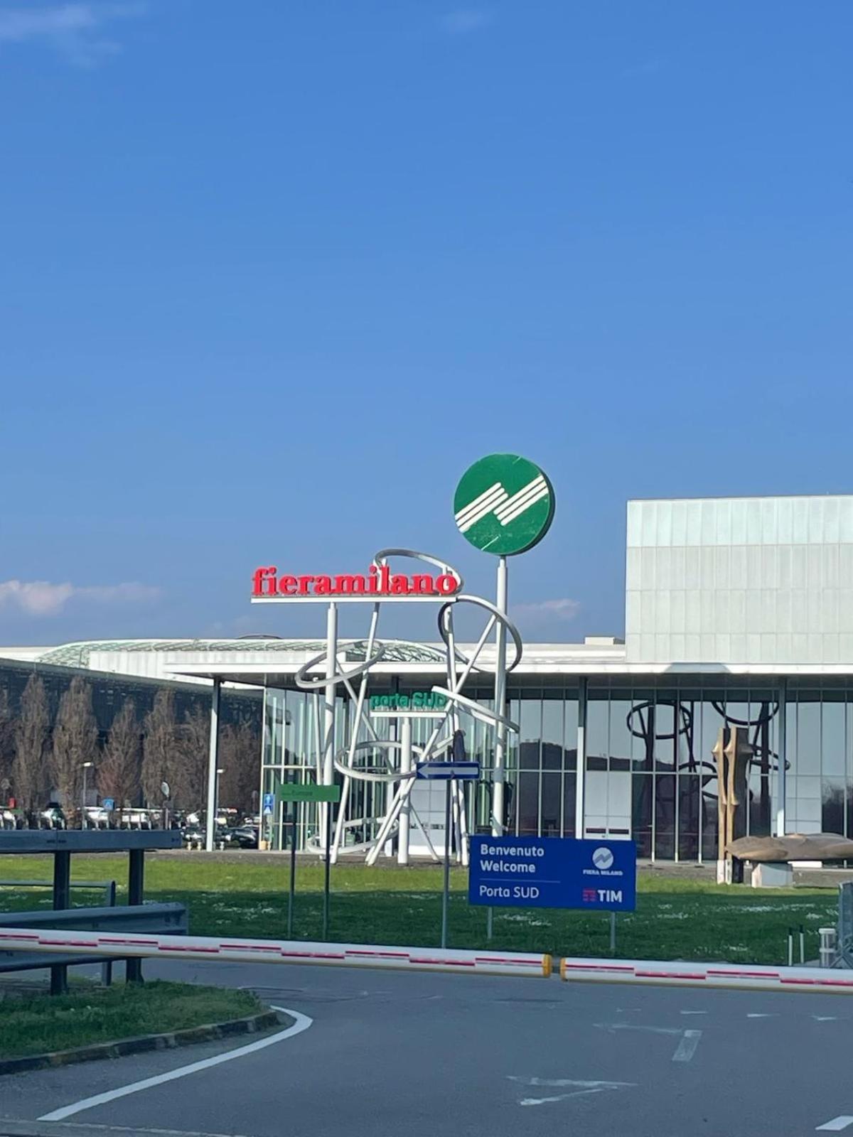 Bnbook-L'Appartamento Di Gio' Rho Bagian luar foto